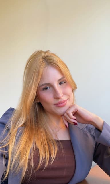 Foto da psicologa Ellen Cristhyna